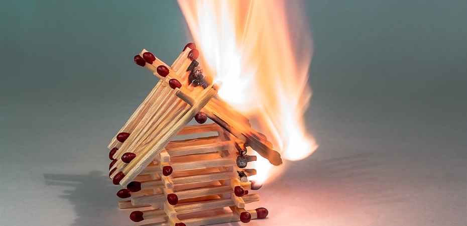 burning burning down chain reaction fire
